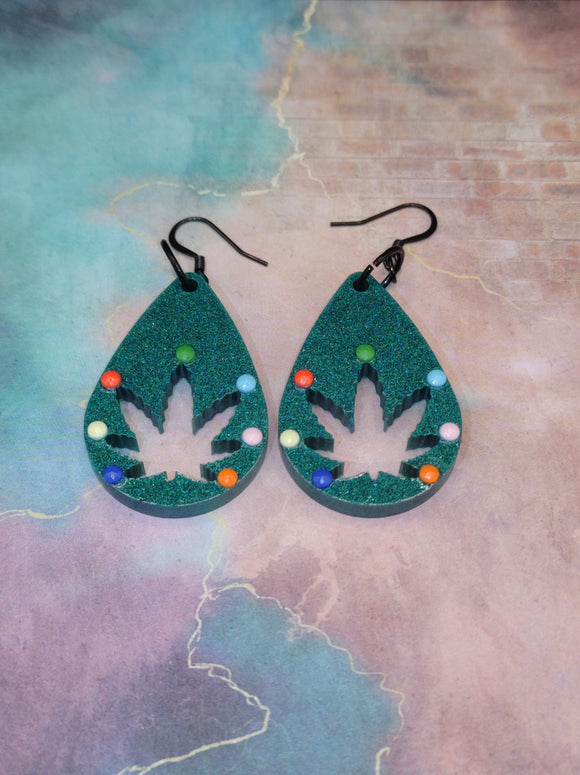 Weed (M) earrings