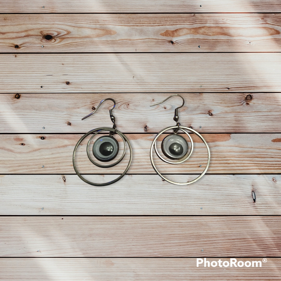 Yeux globuleux boucles d'oreilles/ Googly eyes see you earrings