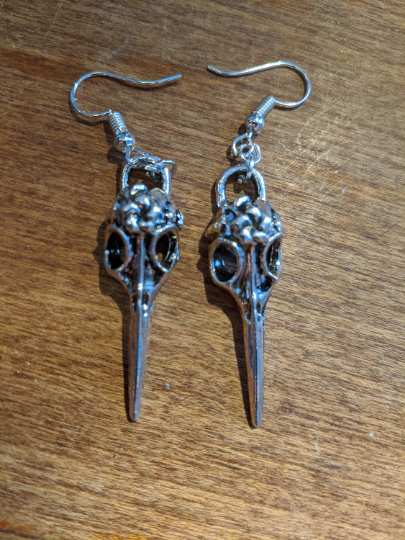Crâne de corbeau boucles d'oreilles/ Raven skulls earrings