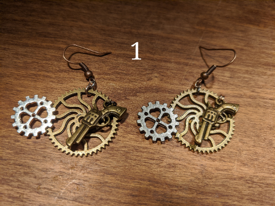 Gun & Steampunk parts earrings